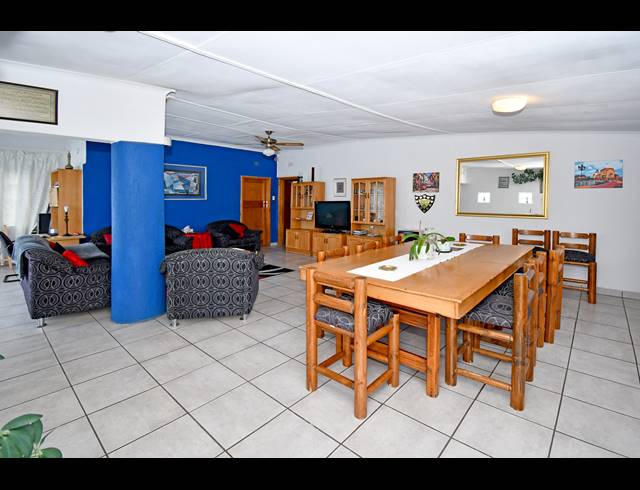 4 BEDROOM HOUSE FOR SALE IN CROSBY